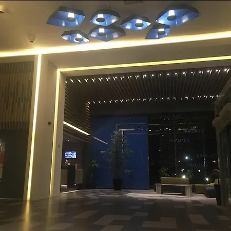 شقه فارهه ومكيفه بالكامل Appartamento